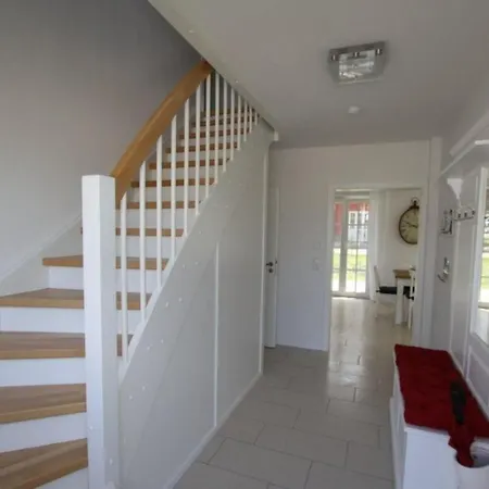 Reet-hus Hanbutt In By Interhome Casa de Férias *